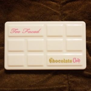 Too faced white chocolate chip